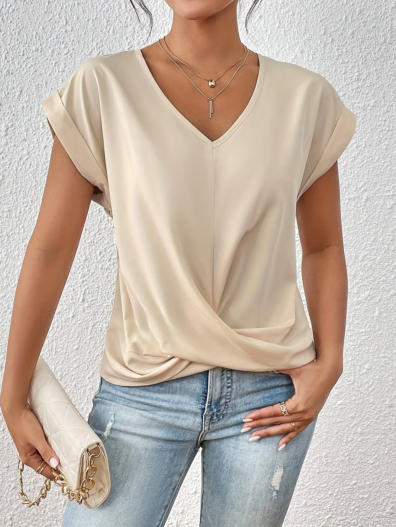 Isla | Twist V Neck Top