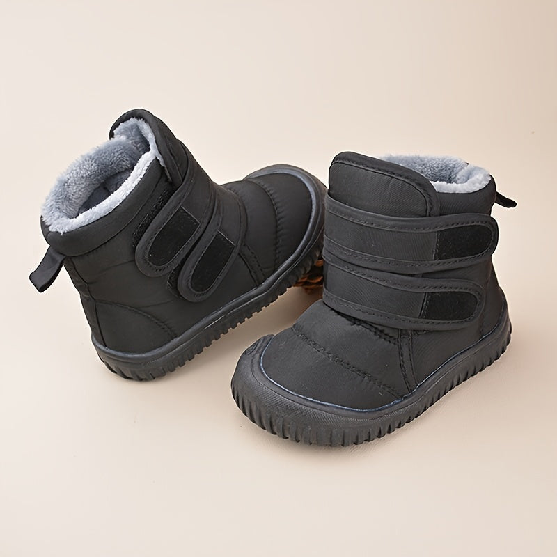 Warm snow boots for children - comfort and protection in winter