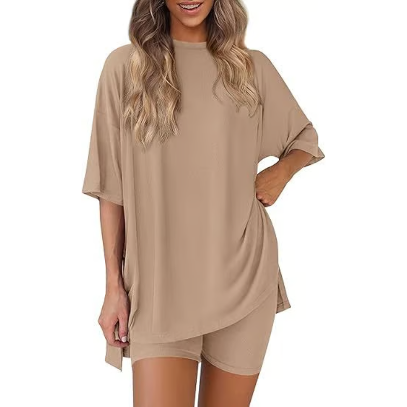 SummerEase – 2-delige Dames Set – Luchtige T-shirt & Stretch Shorts
