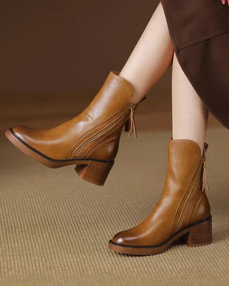 Valorine | Black Boots