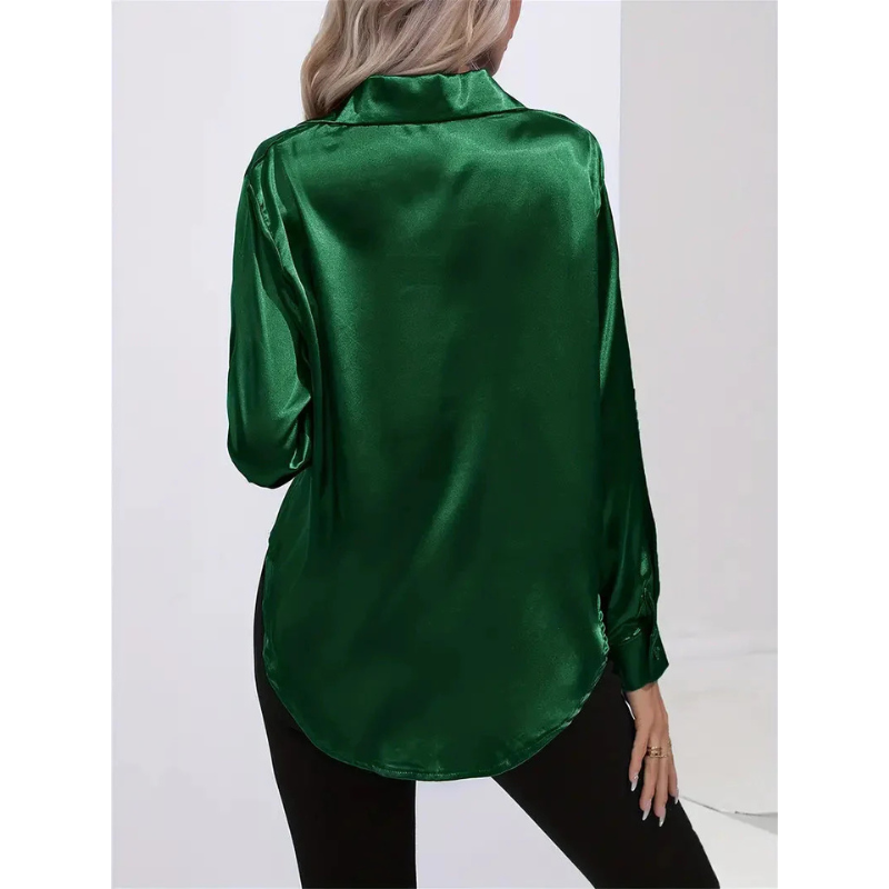 Satijnen Damesblouse met Knopen – Elegant & Tijdloos