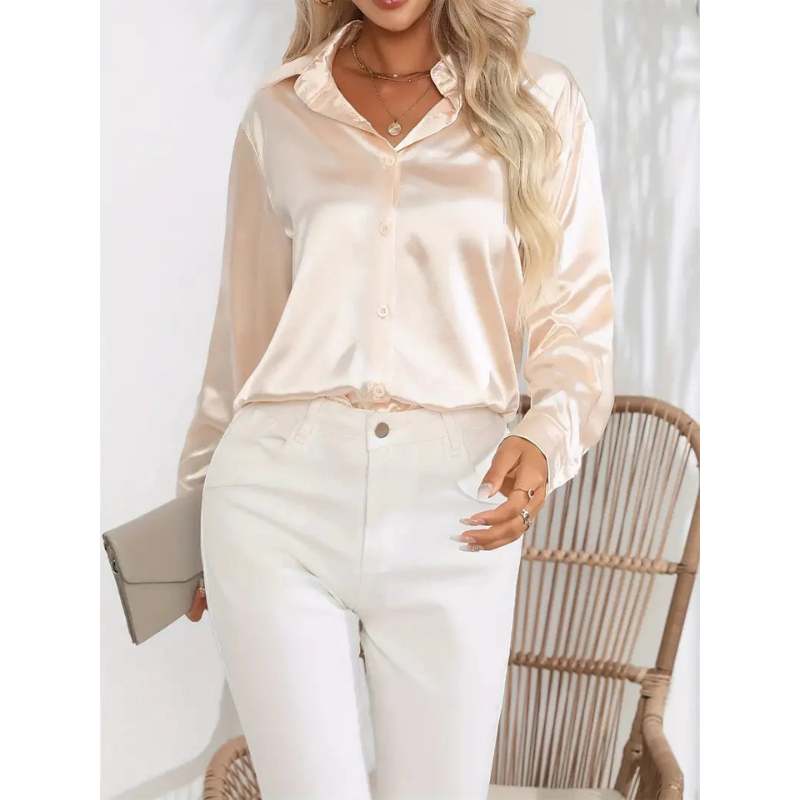 Satijnen Damesblouse met Knopen – Elegant & Tijdloos