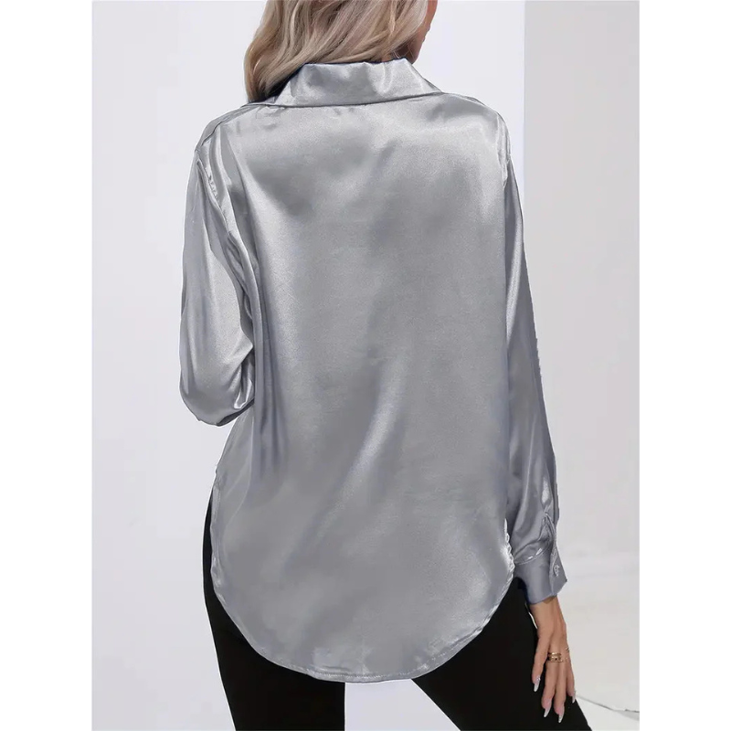 Satijnen Damesblouse met Knopen – Elegant & Tijdloos