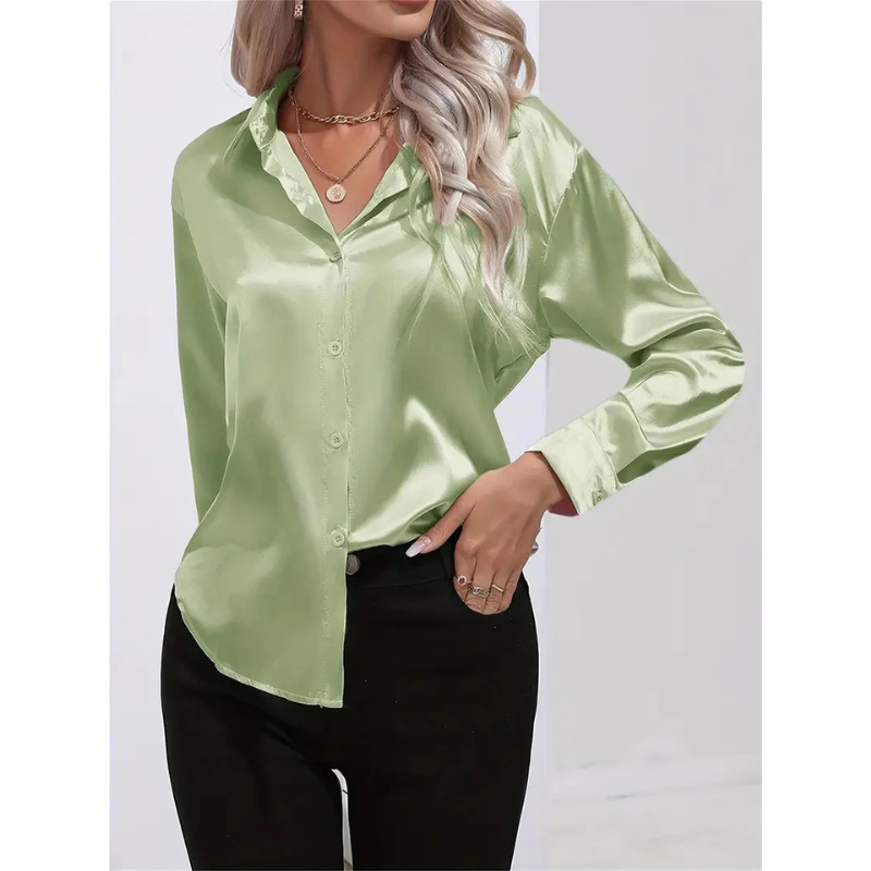 Satijnen Damesblouse met Knopen – Elegant & Tijdloos