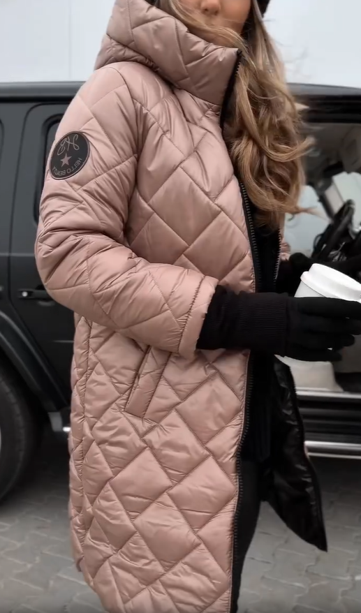 Kureha - Elegante Chaqueta Acolchada Con Capucha y Cremallera