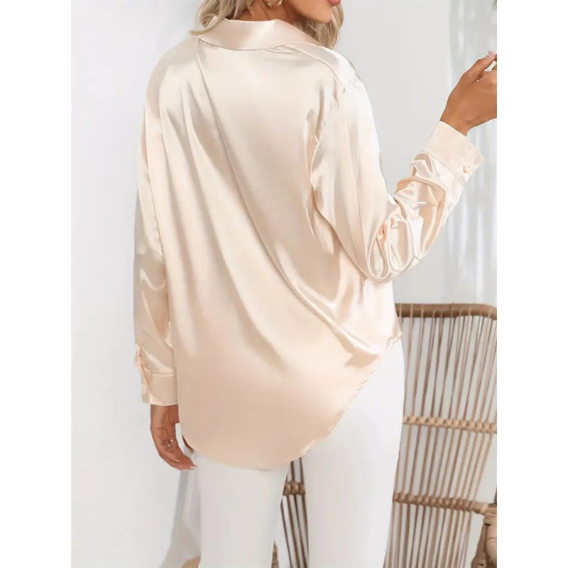 Satijnen Damesblouse met Knopen – Elegant & Tijdloos