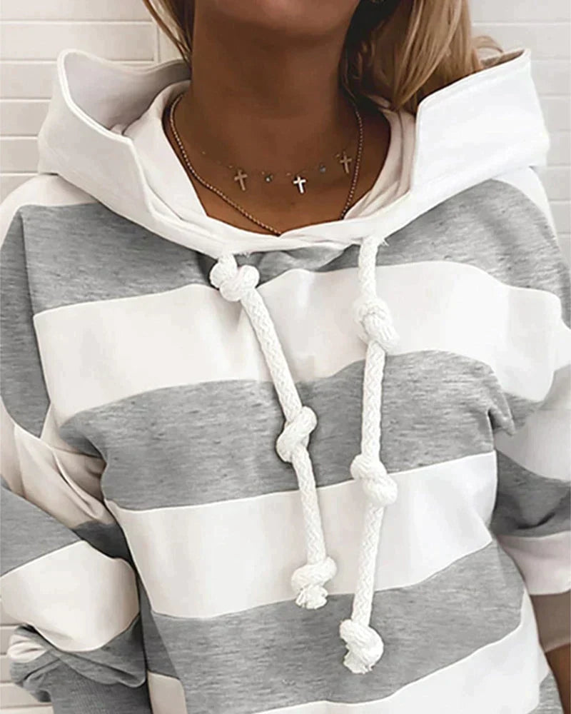 Avencea – Nautical Stripe Hoodie for a Warm and Fashionable Look