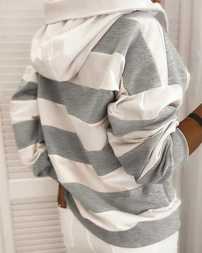 Avencea – Nautical Stripe Hoodie for a Warm and Fashionable Look