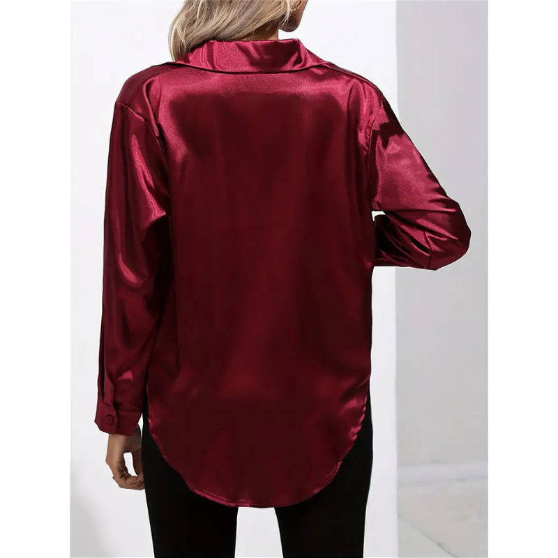 Satijnen Damesblouse met Knopen – Elegant & Tijdloos