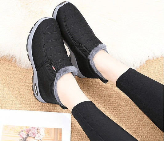 Warm Sheepskin-Lined Boots