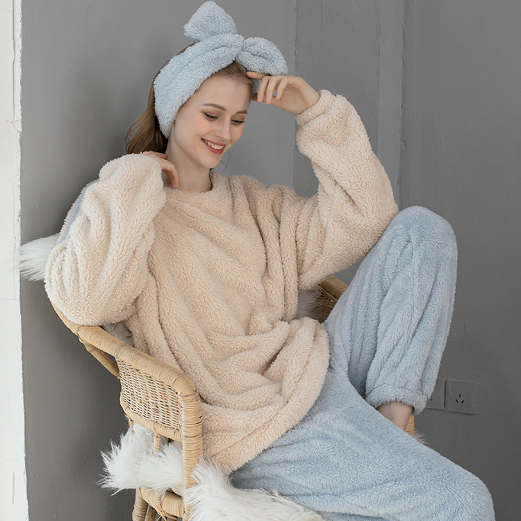 Fluffy Kerst Pyjama Set – Warme & Comfortabele Winterloungewear