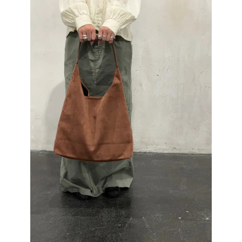 Grote Suède Hobo Schoudertas voor Dames