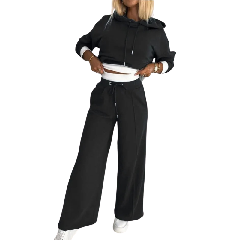 Delma | Trendy Ladies Lounge Set | Relaxed Fit | Hoodie And Pants With Drawstring