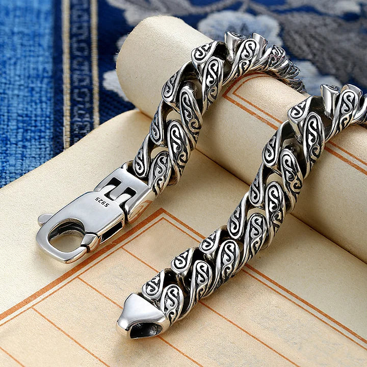 MotifLuxe - Silver Bracelet with Arabesque Clasp
