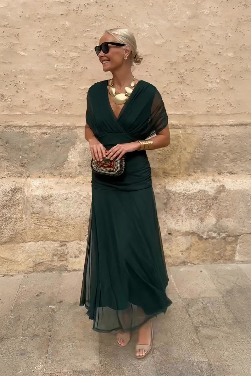 Elegant V-neck Maxi Dress Women with Gradient Design, Flowy Silhouette, Waist-Pleated Fit