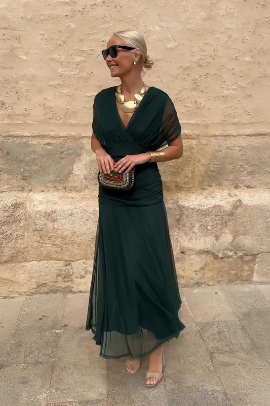 Elegant V-neck Maxi Dress Women with Gradient Design, Flowy Silhouette, Waist-Pleated Fit