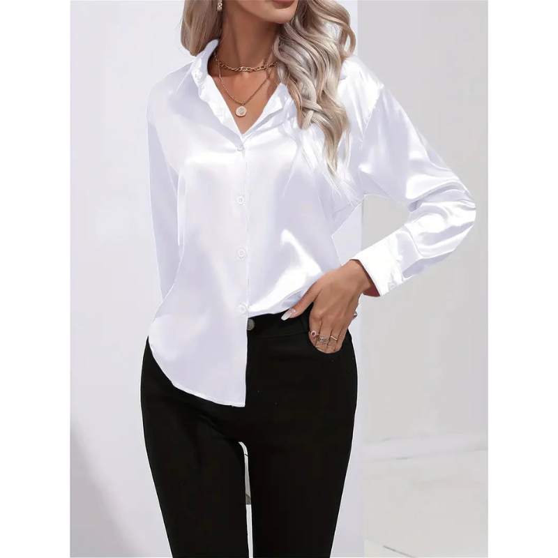 Satijnen Damesblouse met Knopen – Elegant & Tijdloos
