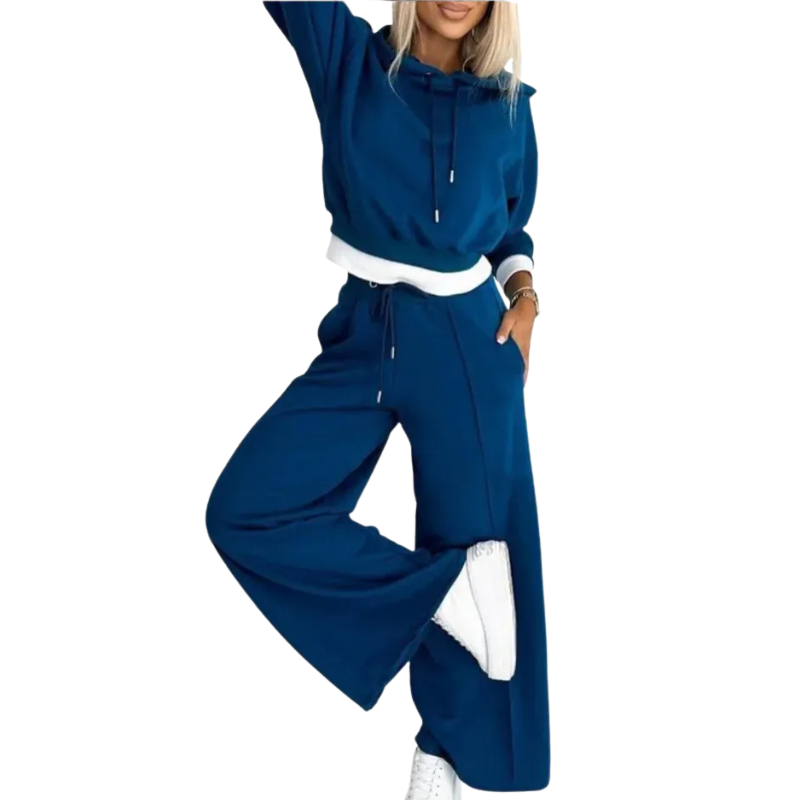 Delma | Trendy Ladies Lounge Set | Relaxed Fit | Hoodie And Pants With Drawstring