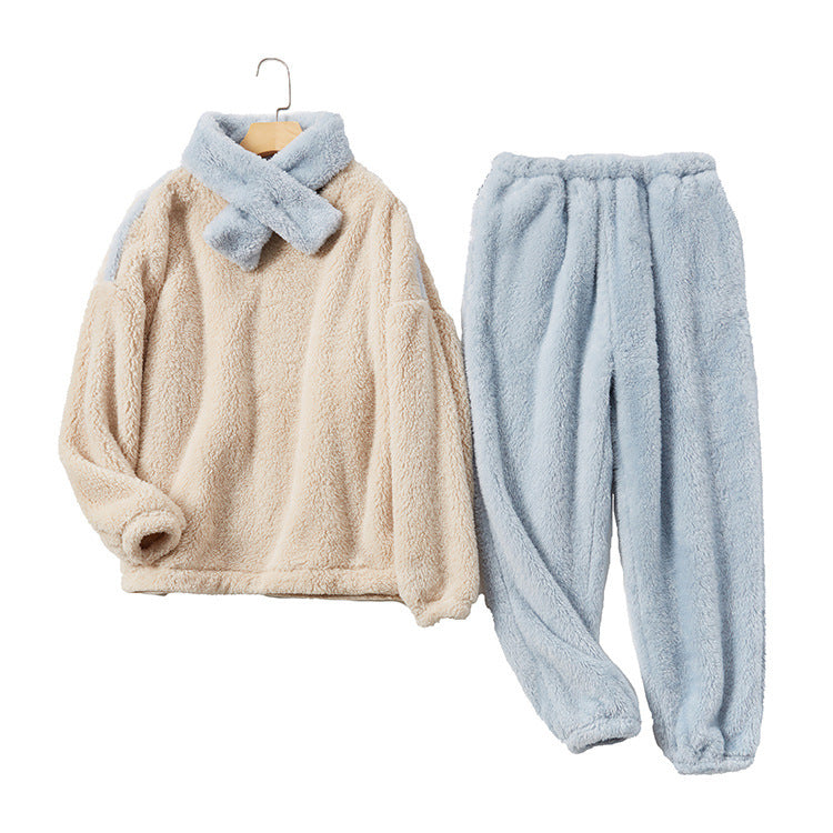 Fluffy Kerst Pyjama Set – Warme & Comfortabele Winterloungewear