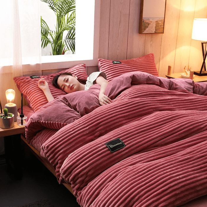 Cozy Thick Winter Bedding Set – Warm Plush Comfort