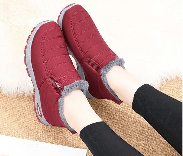 Warm Sheepskin-Lined Boots