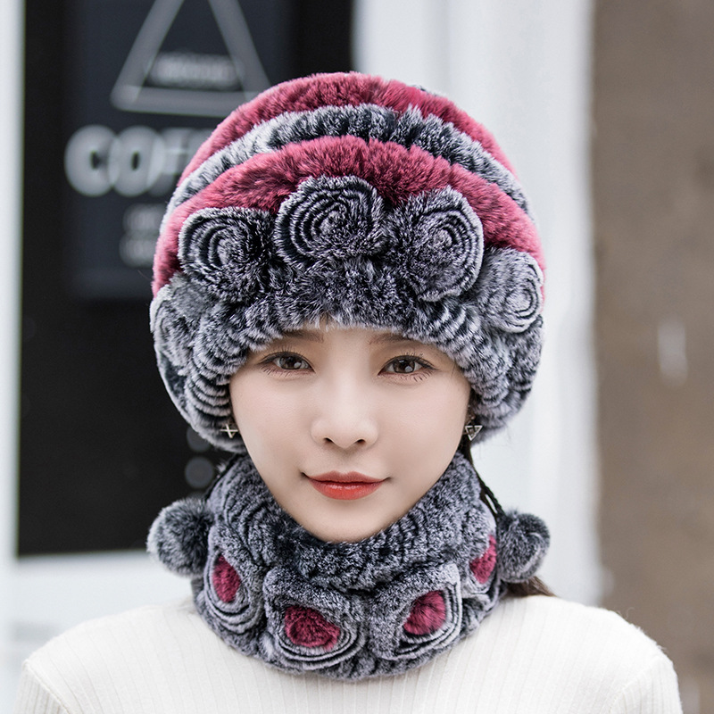 Bonnet Doux avec Bord Imitation Fourrure pour Femme | Idéal pour l’Hiver