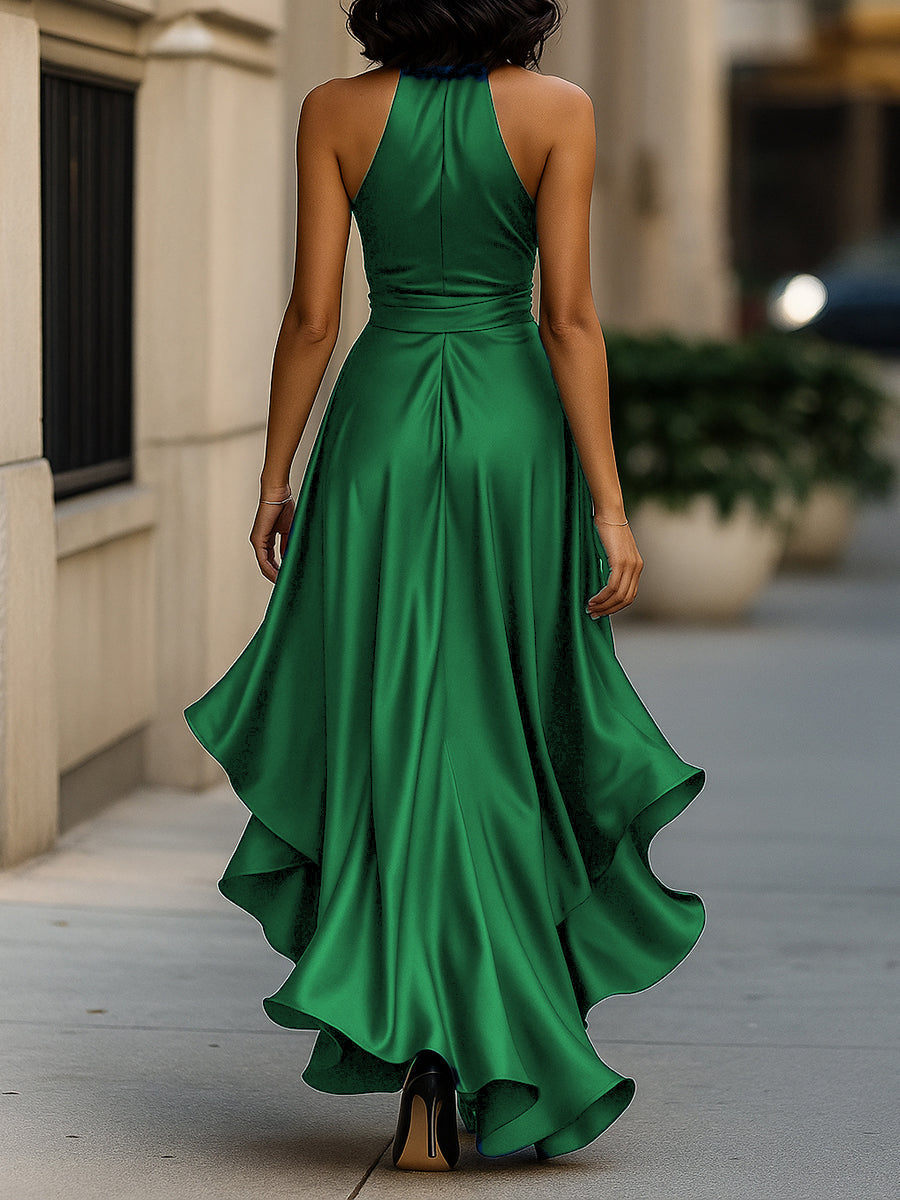 Midnight Elegance Satin-Neckholder-Rüschengown