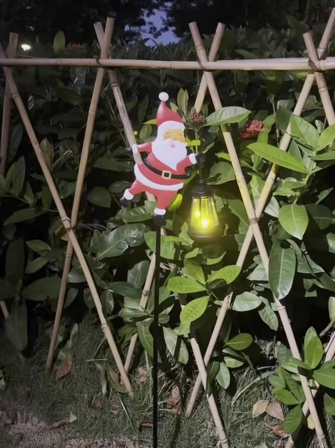 Solar-Powered Santa Lights – Warm LED Garden Pathway Decor | GlowPath TARHUS  Christmas