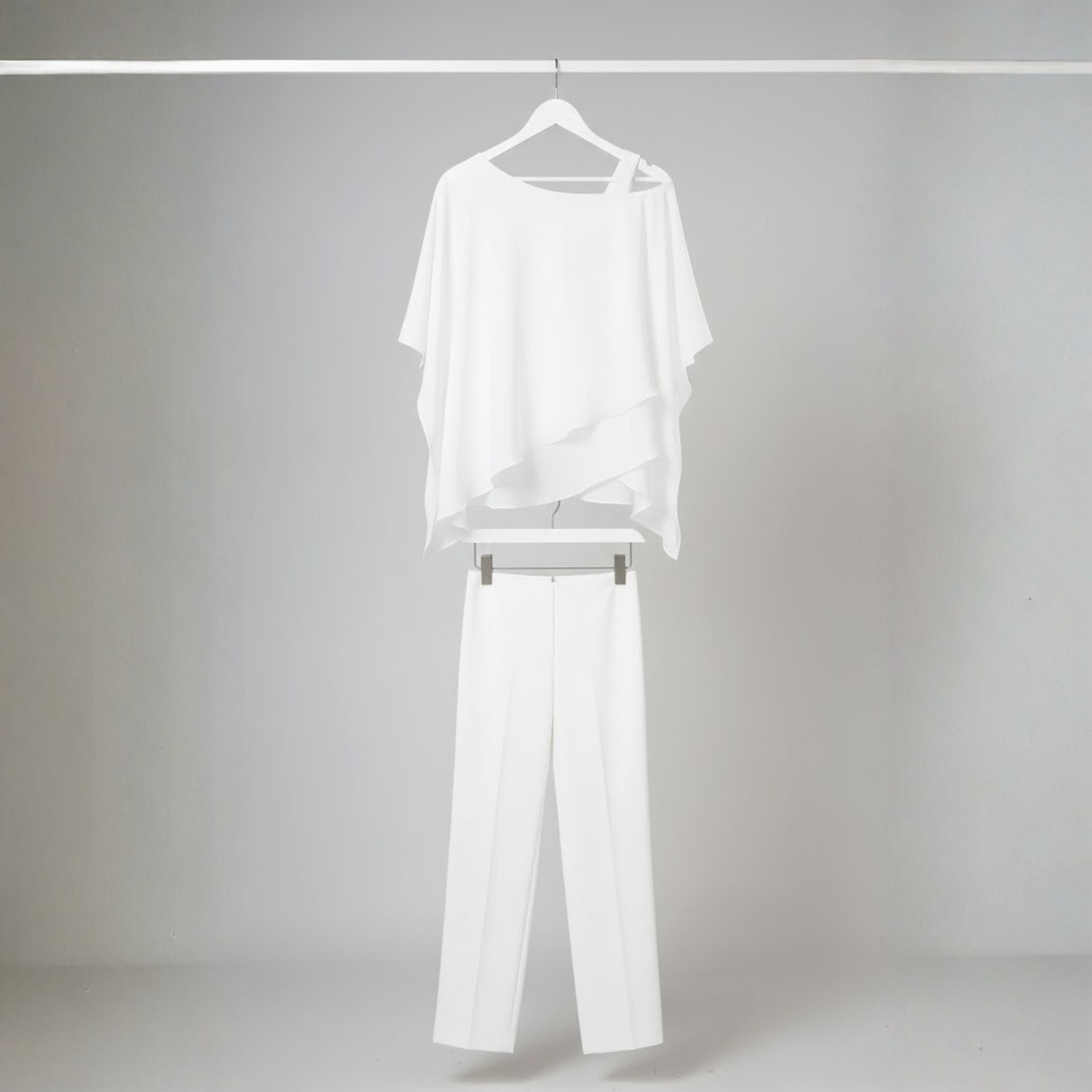 Raine – Comfortable Elegant Set for Every Occasion