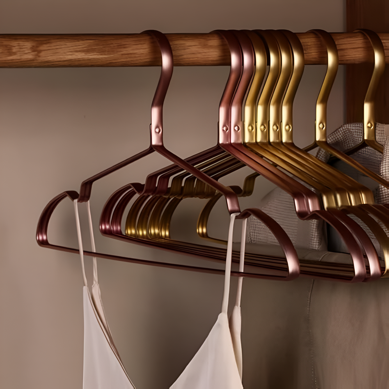 Aluminum Non-Slip Clothes Hangers Set - Space Saving & Durable 3