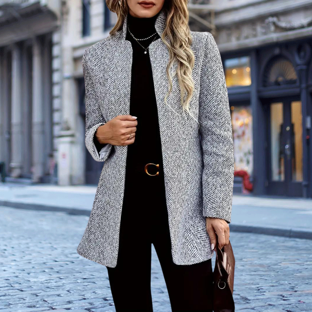Avencea - Elegant blazer for women