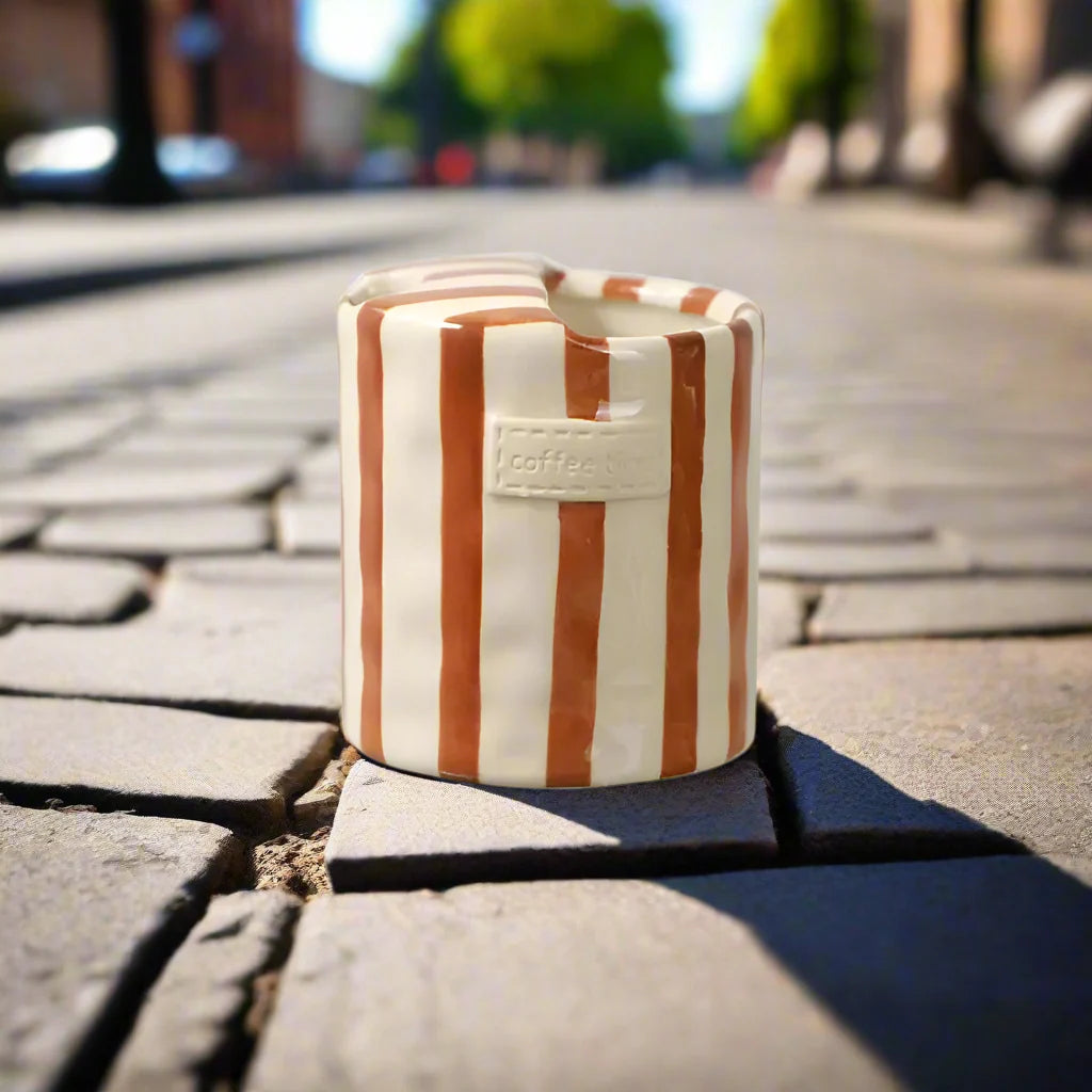 Coffee mug – Hand-painted ceramic – Multi-colored retro stripes – Insulated and eco-friendly 8