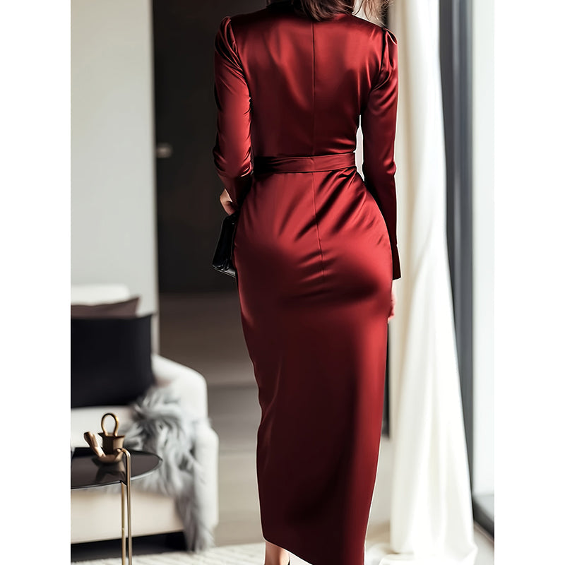 Giulia Fontane | Satynowa Sukienka Bodycon z Paskiem w Burgundowym Czerwonym