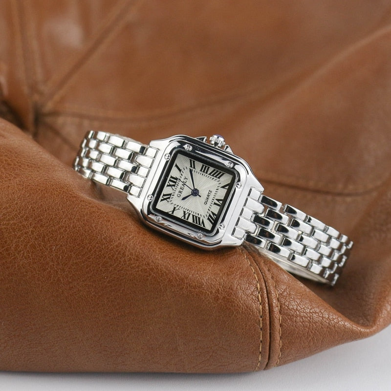 Grace – Montre-bracelet élégante avec boîtier carré et ajustement réglable
