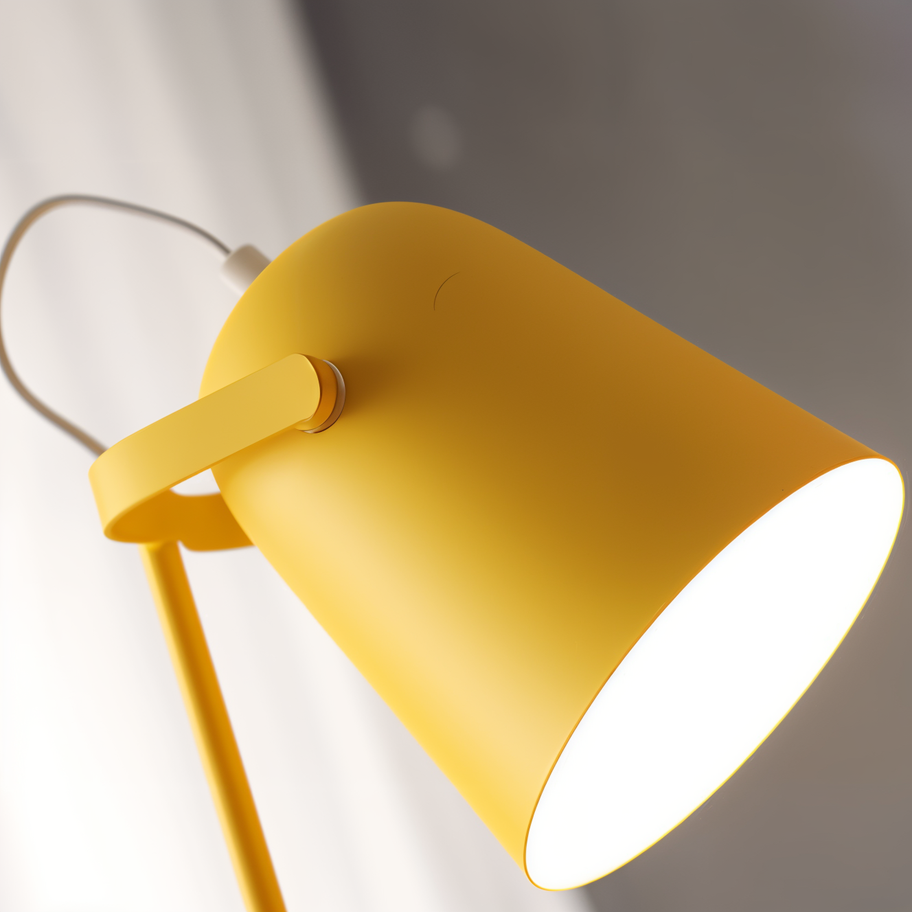 Garduru Schreibtischlampe – Stilvoll & Verstellbar für Perfektes Leselicht