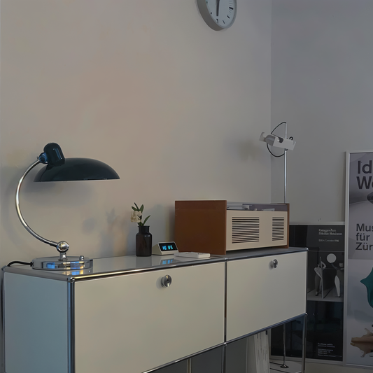 Verstellbare Vintage-Schreibtischlampe aus Eisen – Virella