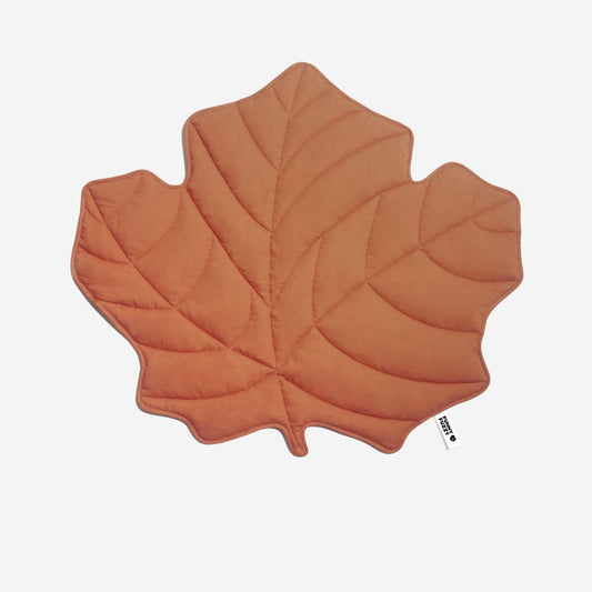 Leaf-Shaped Dog Bed – Soft and Breathable Pet Bed for Indoor and Outdoor Use 0