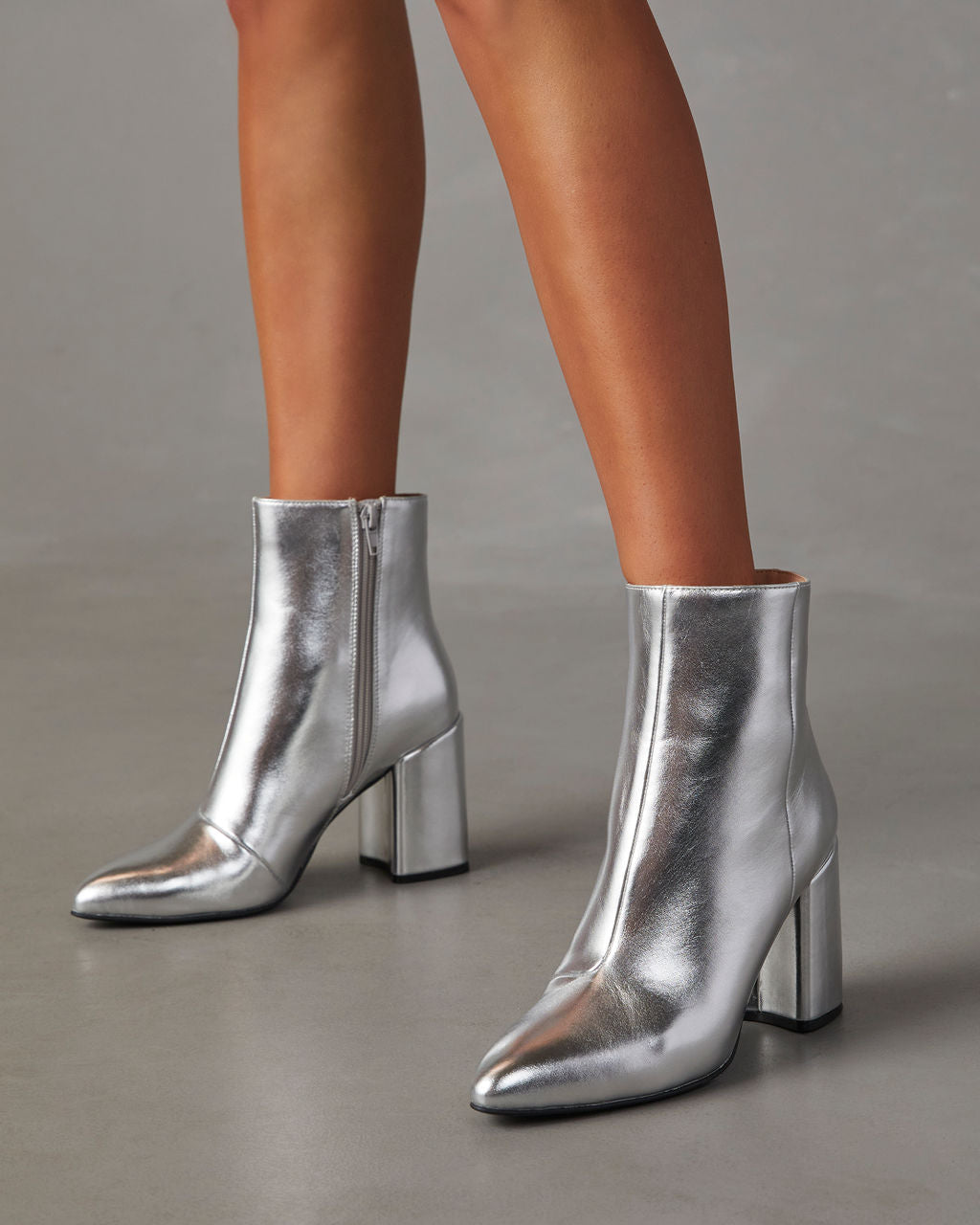 Stivaletti Argento Metallizzato da Donna | Stivaletti con Tacco Largo e Cerniera