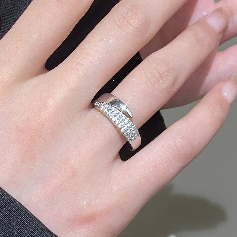 Kalea - Elegance Haven Ring