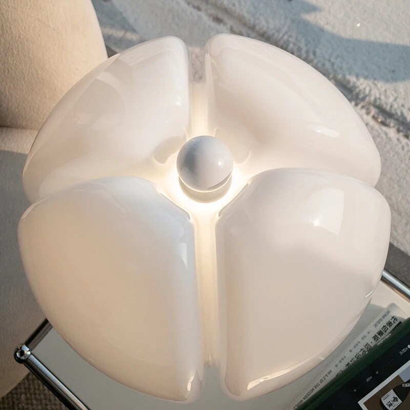 Garduru Tischlampe – Verstellbares Designer-LED-Licht mit Touch-Control (10W, 4000K)