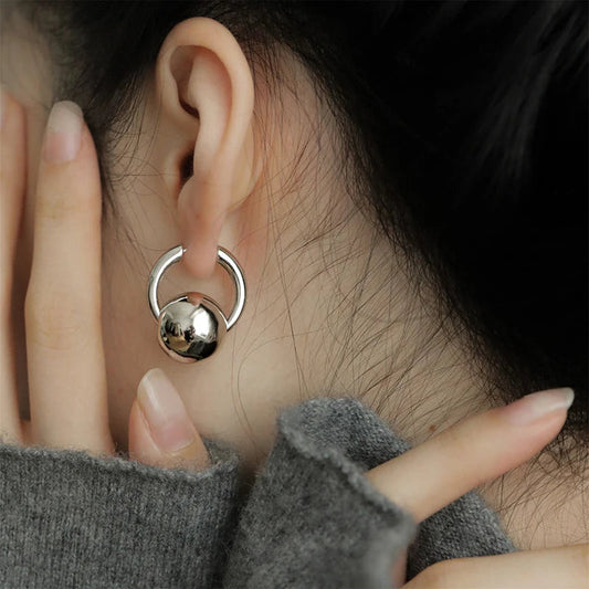 Maija - Minimalist Silver Hoops Earrings