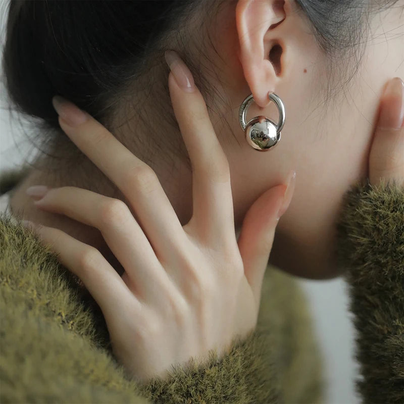 Maija - Minimalist Silver Hoops Earrings