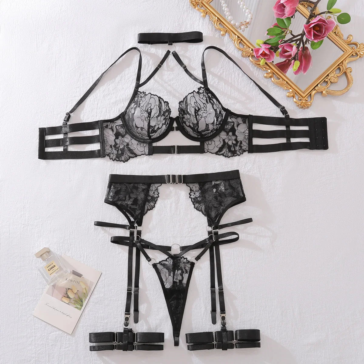 SERAPHELLE – Kanten Lingerieset met Choker