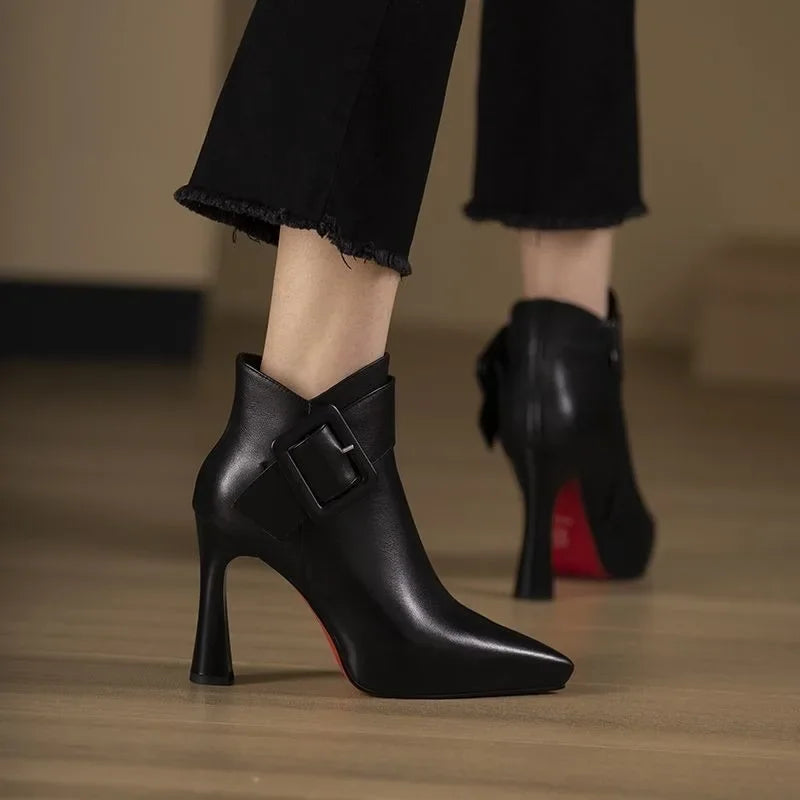 Stiefeletten Aveline mit Schnalle