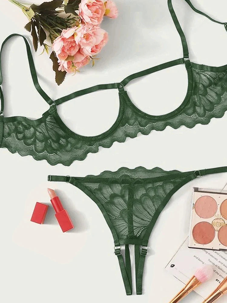 ARISTELLA – Delicate Lace.