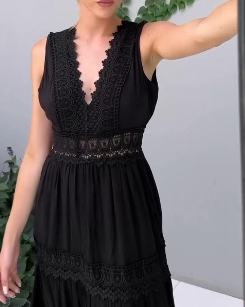 Luna Lace V-Neck Midi Dress