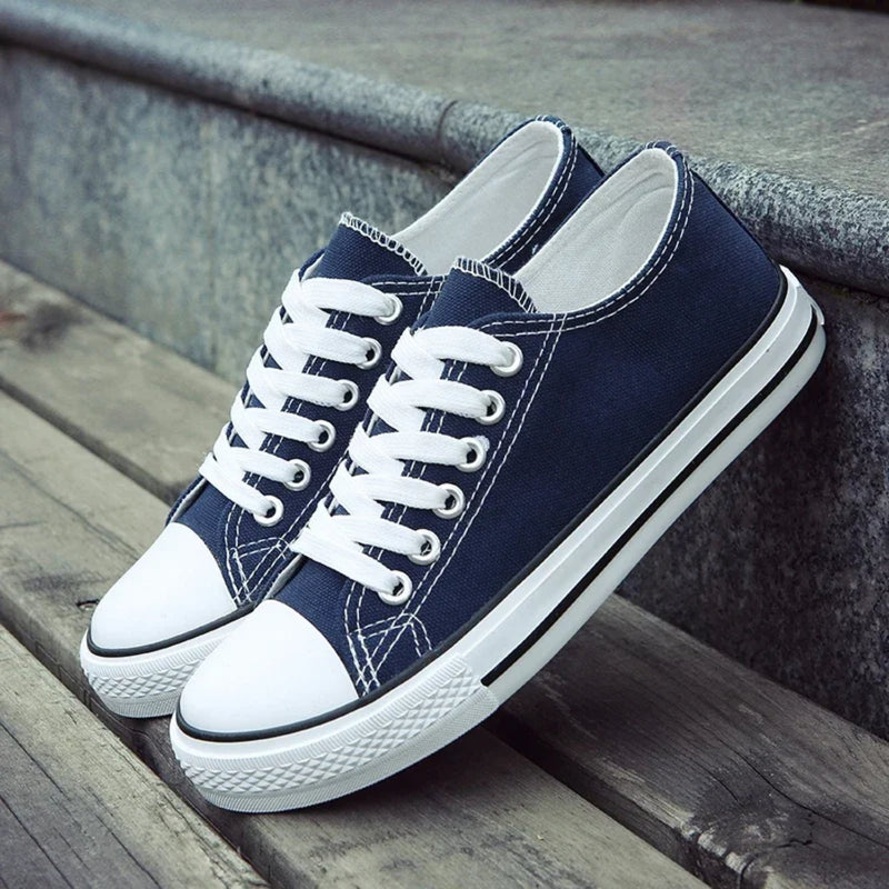 Unisex Leren Low-Top Sneakers met Tweekleurig Design