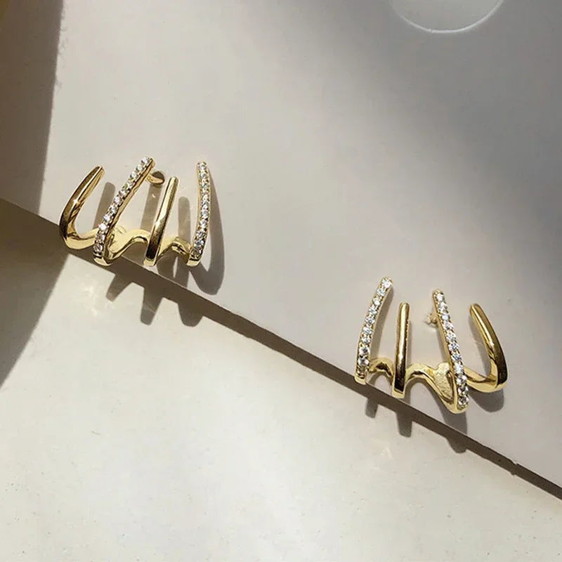 Stelvio Stud Oorbellen – Roestvrijstalen Minimalistische Oorbellen in Goud & Zilver, Lichtgewicht & Duurzaam Design