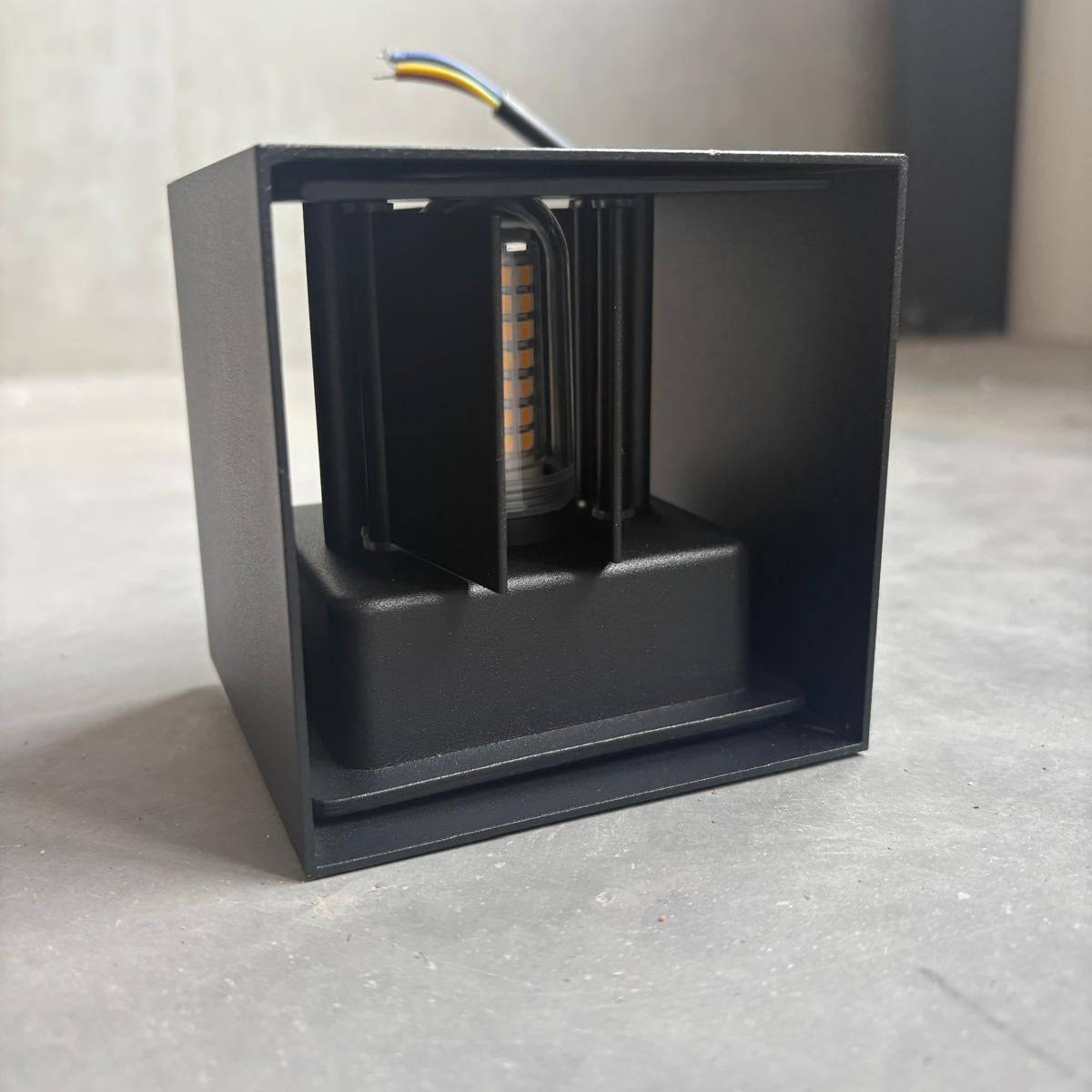 wandlamp, wandlampbuiten, wandlampzwart, sensor, buitenverlichting