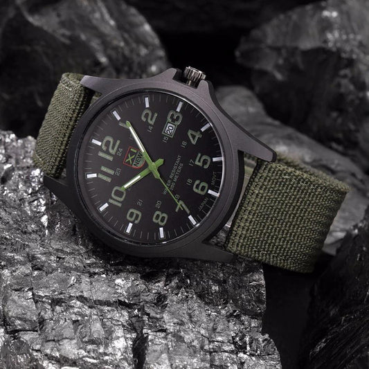 Zegarek Outdoorowy w Stylu Militarnym – Wytrzymały i Wodoodporny 0